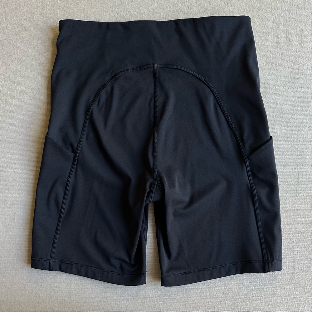 Athleta Black Ultimate Stash Pocket 7" Bike Short - Picture 6 of 7